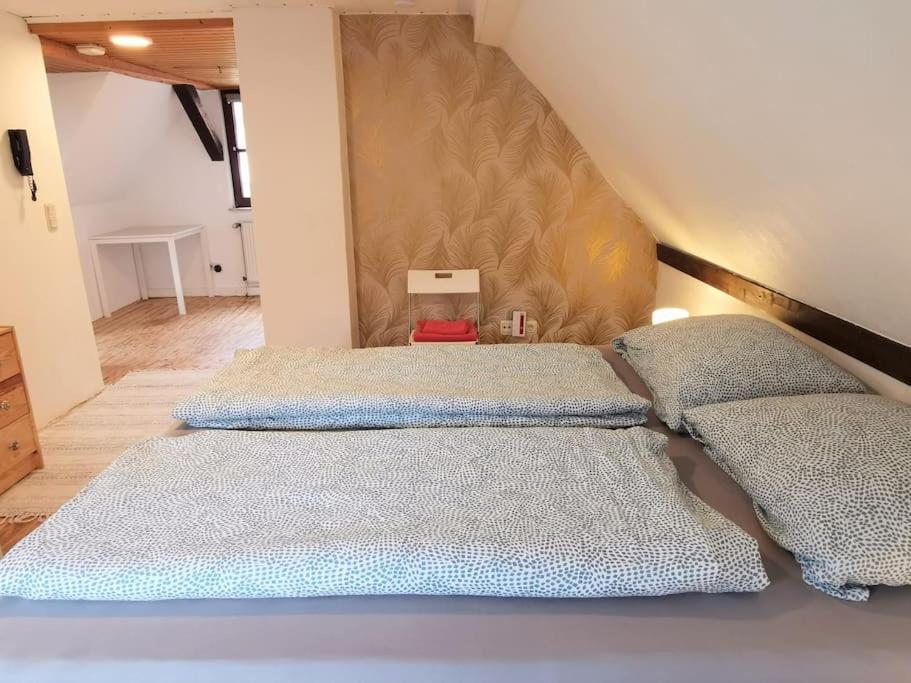 Fachwerkhaus Mitten In Der Altstadt - Ferien In Rotenburg Rotenburg an der Fulda Bagian luar foto